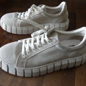 Bueno Men's Suede Shoes Beige Deck Shoe Casual Sneaker Lace Up Size 8US / 41EU